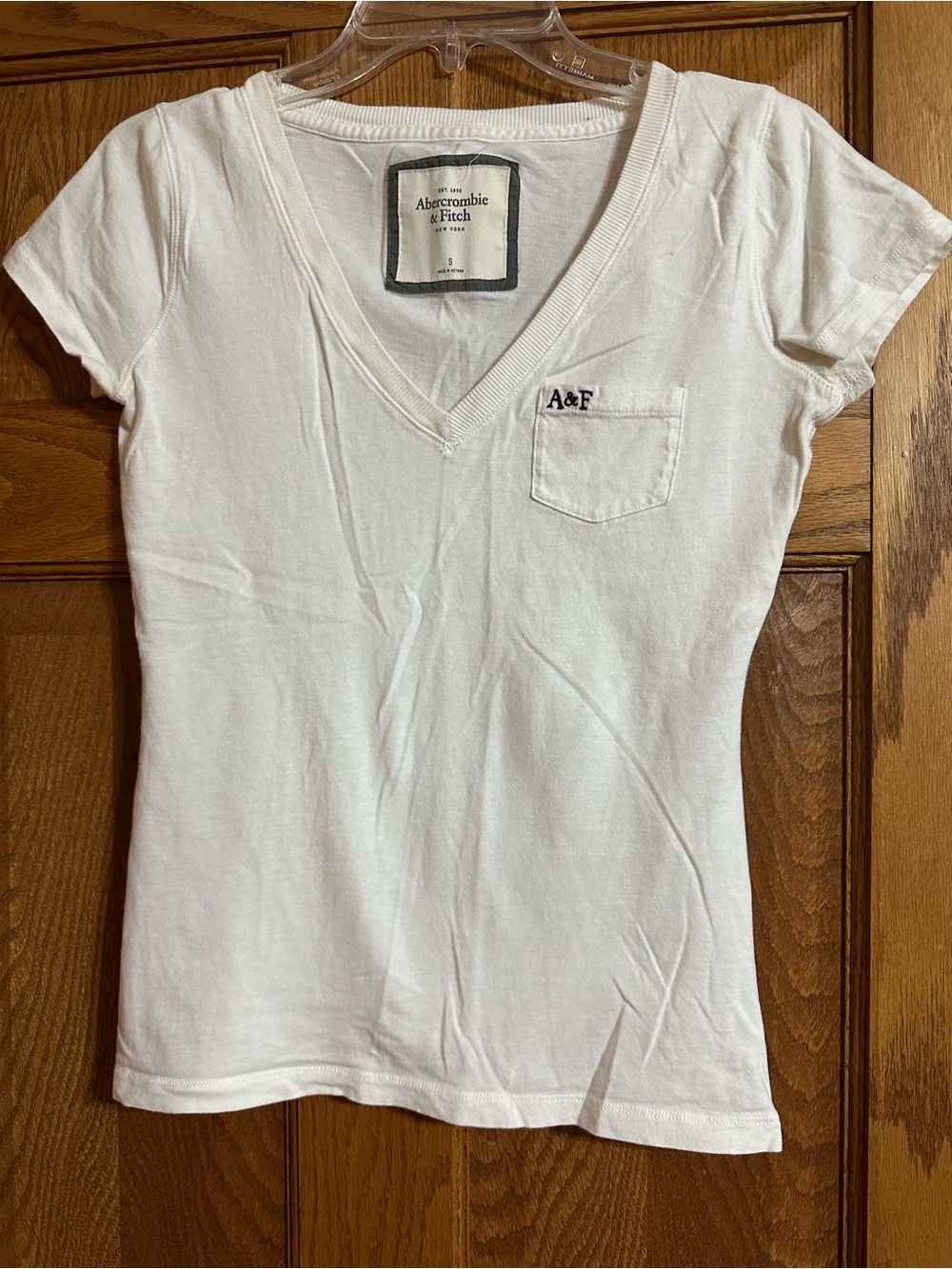 Abercrombie & Fitch White V-Neck Pocket Tee with A&F Embroidery